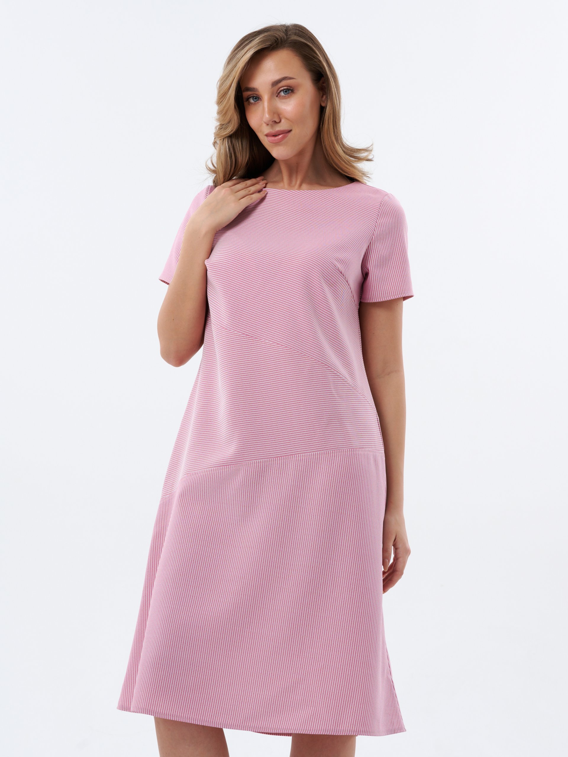 Платье в полоску красное